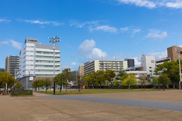 湊川公園駅について