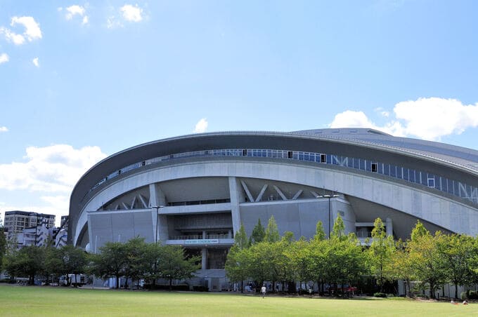 神戸市御崎公園球技場